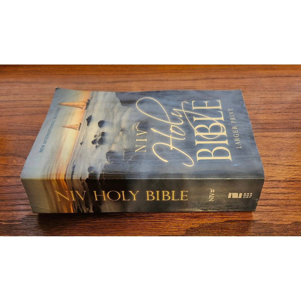 NIV Holy Bible Larger Print Zondervan Paperback New International Version 2011